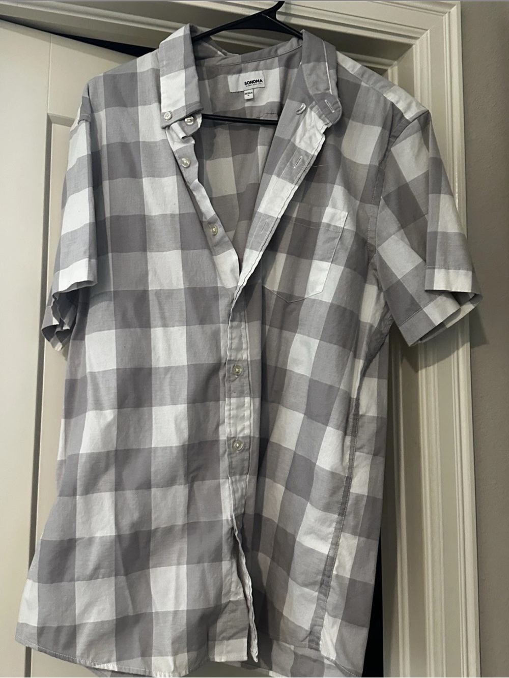 Sonoma Men's Short-Sleeve Gray & White Check Button-Up Shirt